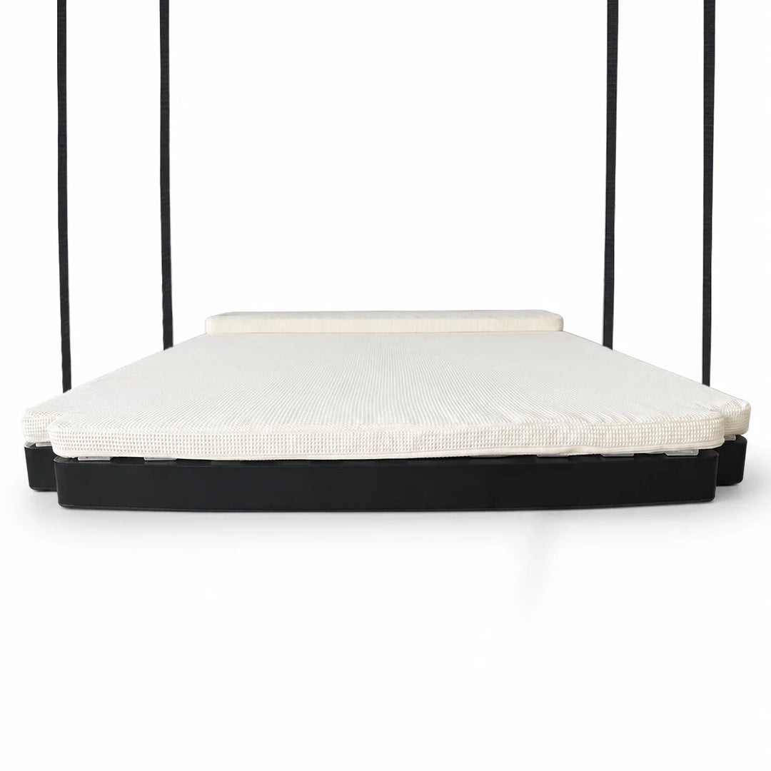 Expandable Elevator Bed