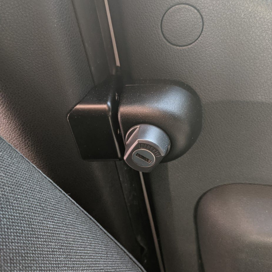 HEOS Mercedes Sprinter (18-25) Front Doors Lock Set