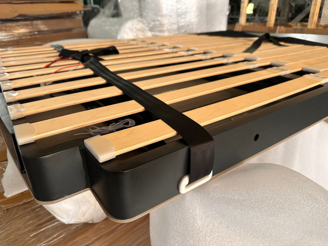 Expandable Elevator Bed