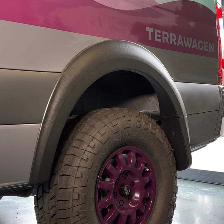 Desert Defender Classic Fender Flares – Rounded Rear Arch, Single Cut Install